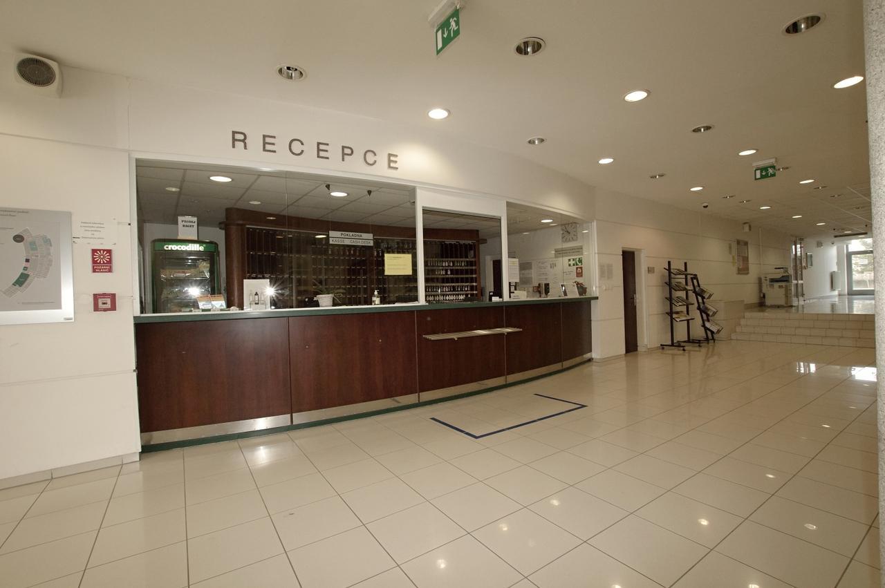 Kolej Akademie Hotel Brno Ngoại thất bức ảnh